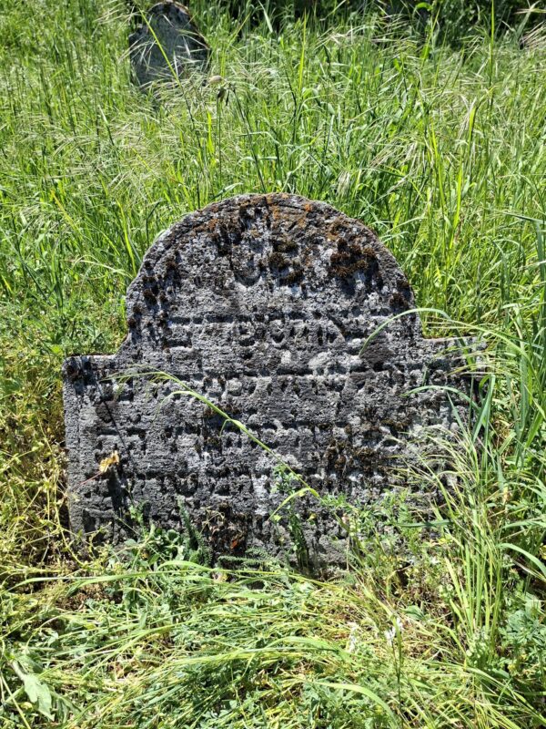 Grabstein am jüdischen Friedhof Kittsee