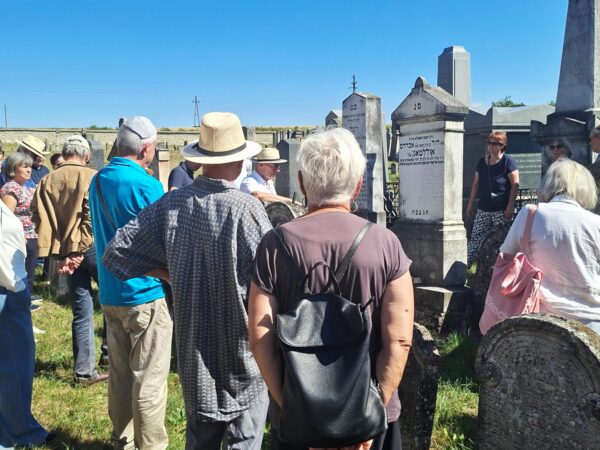 Leon Ullmann, Sohn von Rabbiner David Ullmann, wurde mit seiner Familie in der Schoa ermordet.
